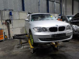 BMW 1-serie 1 serie (E87/87N) Hatchback 5-drs 118d 16V (N47-D20C) [100kW]  (03-200=
7/06-2011) picture 2