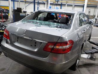 Mercedes E-klasse E (W212) Sedan E-350 CGI V6 24V BlueEfficiency (M272.983) [215kW]  (01=
-2009/08-2011) picture 3