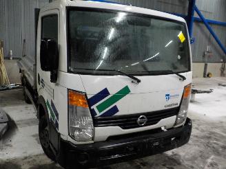 Nissan Cabstar Cabstar (F23) Ch.Cab/Pick-up 2.5 DCI (YD25DDTi) [81kW]  (09-2010/10-20=
11) picture 2