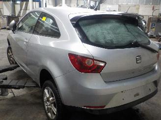 Seat Ibiza Ibiza IV (6J5) Hatchback 5-drs 1.2 TDI Ecomotive (CFWA) [55kW]  (06-20=
10/05-2015) picture 4