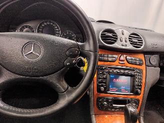 Mercedes CLK CLK (W209) Coupé 2.6 240 V6 18V (M112.912) [125kW]  (06-2002/05-2009=
) picture 16
