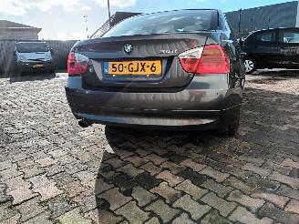 BMW 3-serie 3 serie (E90) Sedan 318i 16V (N43-B20A) [105kW]  (09-2007/10-2011) picture 6