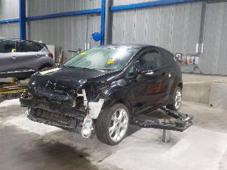 Damaged car Ford Fiesta Fiesta 6 (JA8) Hatchback 1.6 16V Sport (HXJA(Euro 5)) [88kW]  (06-2008=
/06-2017) 2009