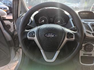 Ford Fiesta Fiesta 6 (JA8) Hatchback 1.6 TDCi 95 (T3JA(Euro 5)) [70kW]  (02-2010/1=
2-2015) picture 14