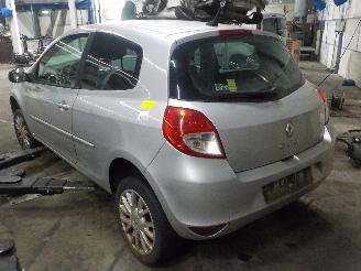 Renault Clio Clio III (BR/CR) Hatchback 1.2 16V 75 (D4F-706) [55kW]  (06-2005/12-20=
14) picture 4