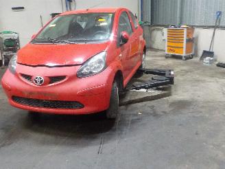 demontáž osobní automobily Toyota Aygo Aygo (B10) Hatchback 1.0 12V VVT-i (1KR-FE) [50kW]  (07-2005/05-2014) 2007