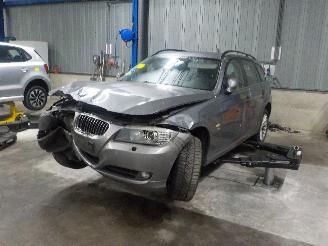 Salvage car BMW 3-serie 3 serie Touring (E91) Combi 330Xd 24V (N57-D30A) [180kW]  (01-2009/06-=
2012) 2008