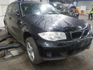 BMW 1-serie 1 serie (E87/87N) Hatchback 5-drs 116i 1.6 16V (N45-B16A) [85kW]  (06-=
2004/06-2011) picture 2