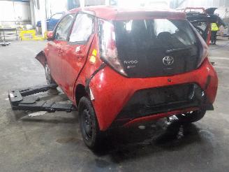 Toyota Aygo Aygo (B40) Hatchback 1.0 12V VVT-i (1KR-FE) [51kW]  (05-2014/06-2018) picture 4