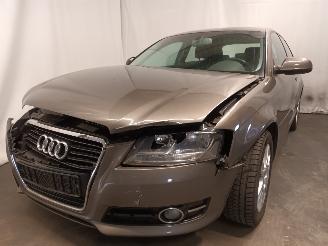 uszkodzony samochody osobowe Audi A3 A3 (8P1) Hatchback 3-drs 1.2 TFSI (CBZB) [77kW]  (04-2010/08-2012) 2011/1