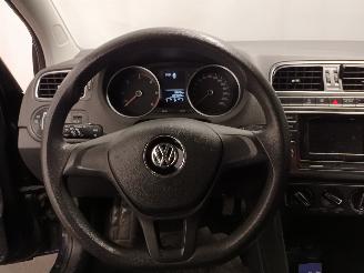 Volkswagen Polo Polo V (6R) Hatchback 1.4 TDI 12V 90 (CUSB(Euro 6)) [66kW]  (02-2014/1=
0-2017) picture 14