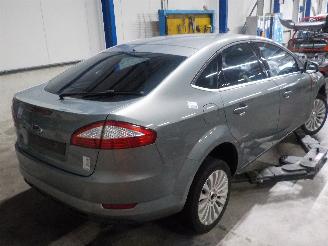 Ford Mondeo Mondeo IV Hatchback 2.3 16V (SEBA(Euro 4)) [118kW]  (07-2007/01-2015) picture 3