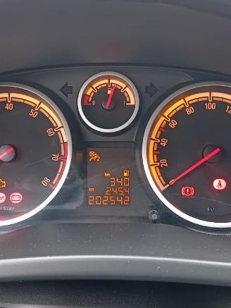 Opel Corsa Corsa D Hatchback 1.2 16V (Z12XEP(Euro 4)) [59kW]  (07-2006/08-2014) picture 2