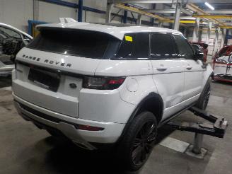 Land Rover Range Rover Evoque Range Rover Evoque (LVJ/LVS) SUV 2.0 eD 150 16V (204DTD(AJ20D4)) [110k=
W]  (06-2015/12-2019) picture 3