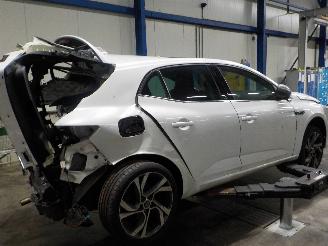Renault Mégane Megane IV (RFBB) Hatchback 5-drs 1.6 GT Energy TCe 205 EDC (M5M-450(M5=
M-B4)) [151kW]  (11-2015/...) picture 3