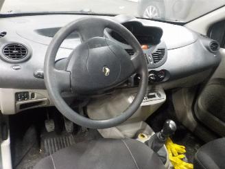 Renault Twingo Twingo II (CN) Hatchback 3-drs 1.2 16V (D4F-772(D4F-J7)) [56kW]  (03-2=
007/09-2014) picture 5