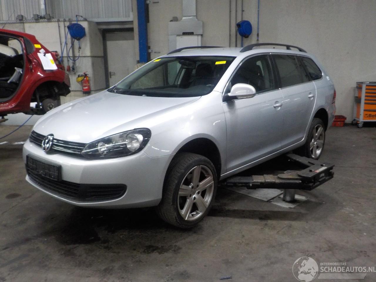 Volkswagen Golf Golf VI Variant (AJ5/1KA) Combi 1.4 TSI 122 16V (CAXA(Euro 5)) [90kW] =
 (07-2009/07-2013)