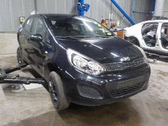 Kia Rio Rio III (UB) Hatchback 1.2 CVVT 16V (G4LA5) [63kW]  (09-2011/12-2017) picture 2
