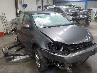 Volkswagen Polo Polo V (6R) Hatchback 1.4 16V (CGGB(Euro 5)) [63kW]  (03-2009/05-2014)= picture 2