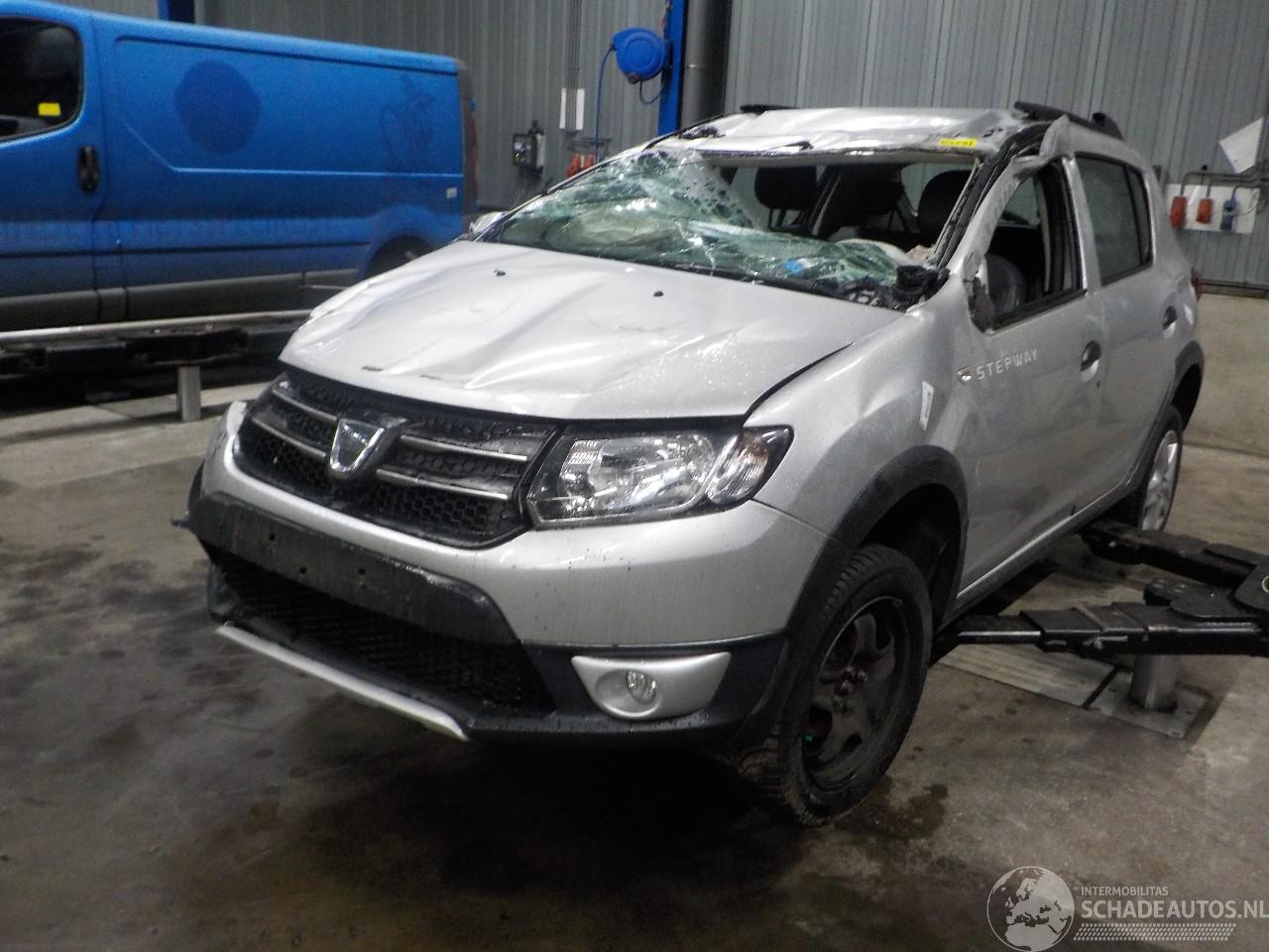 Dacia Sandero Sandero II Hatchback 0.9 TCE 12V (H4B-400(H4B-A4)) [66kW]  (10-2012/..=
=2E)