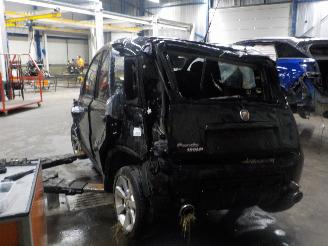 Fiat Panda Panda (169) Hatchback 1.4 16V (169.A.3000) [74kW]  (10-2006/12-2009) picture 4
