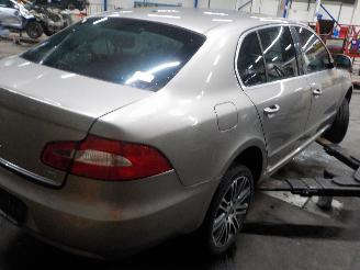 Skoda Superb Superb (3TAA) Hatchback 1.4 TSI 16V (CAXC) [92kW]  (07-2008/05-2015) picture 3