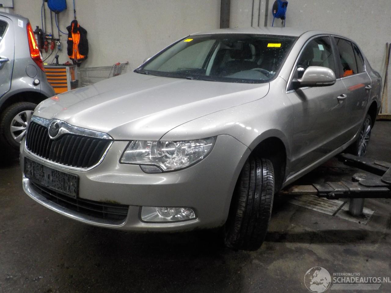 Skoda Superb Superb (3TAA) Hatchback 1.4 TSI 16V (CAXC) [92kW]  (07-2008/05-2015)