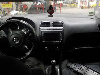 Volkswagen Polo Polo V (6R) Hatchback 1.6 TDI 16V 90 (CAYB(Euro 5)) [66kW]  (06-2009/0=
5-2014) picture 5