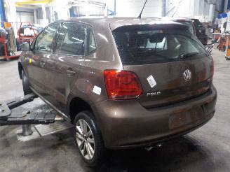 Volkswagen Polo Polo V (6R) Hatchback 1.6 TDI 16V 90 (CAYB(Euro 5)) [66kW]  (06-2009/0=
5-2014) picture 4