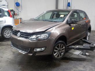 Coche siniestrado Volkswagen Polo Polo V (6R) Hatchback 1.6 TDI 16V 90 (CAYB(Euro 5)) [66kW]  (06-2009/0=
5-2014) 2011