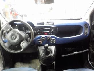 Fiat Panda Panda (312) Hatchback 1.2 69 (169.A.4000) [51kW]  (02-2012/...) picture 5