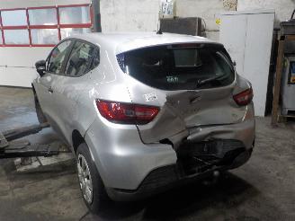 Renault Clio Clio IV (5R) Hatchback 5-drs 0.9 Energy TCE 90 12V (H4B-408(H4B-B4)) [=
66kW]  (11-2012/08-2021) picture 4