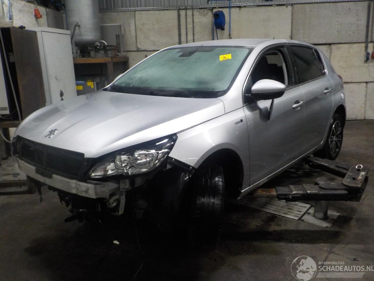 Peugeot 308 308 (L3/L8/LB/LH/LP) Hatchback 5-drs 1.2 12V e-THP PureTech 110 (EB2DT=
(HNZ)) [81kW]  (11-2013/06-2021)