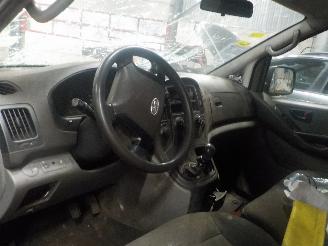 Hyundai H-300 H-300 Van 2.5 CRDi (D4CB) [100kW]  (08-2009/...) picture 5