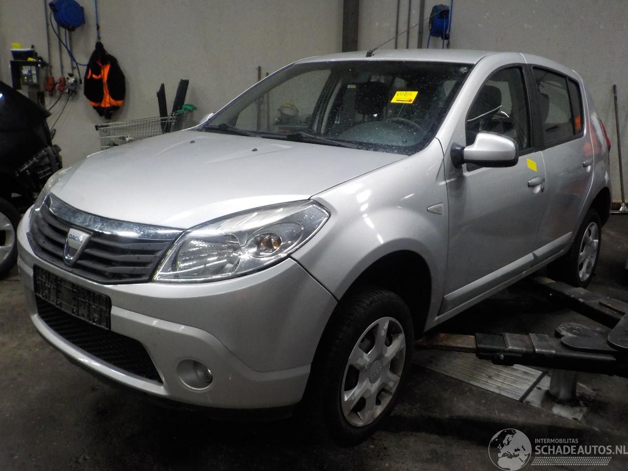 Dacia Sandero Sandero I (BS) Hatchback 1.2 16V (D4F-732(D4F-F7)) [55kW]  (11-2008/12=
-2012)