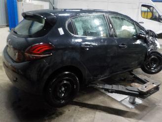 Peugeot 208 208 I (CA/CC/CK/CL) Hatchback 1.2 Vti 12V PureTech 82 (EB2F(HMZ)) [60k=
W]  (03-2012/12-2019) picture 3