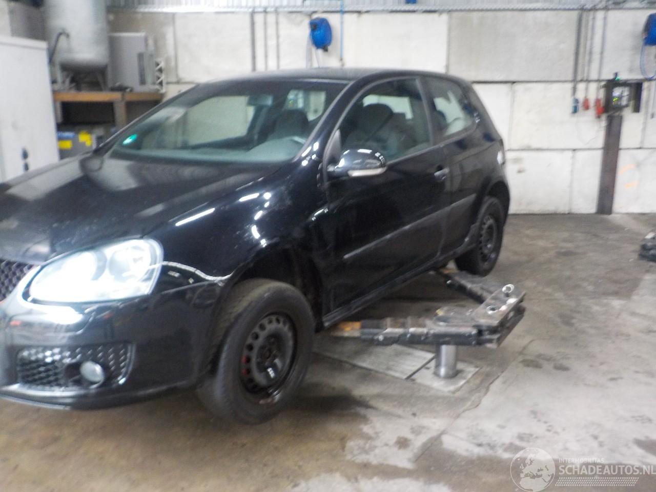 Volkswagen Golf Golf V (1K1) Hatchback 1.4 16V (BCA) [55kW]  (10-2003/05-2006)