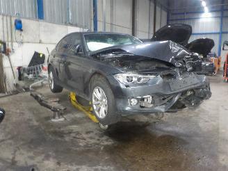BMW 3-serie 3 serie (F30) Sedan 320i 1.6 16V EfficientDynamicsEdition (N13-B16A) [=
125kW]  (04-2012/06-2016) picture 2