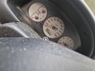 Mazda 323 323 (BJ12) Sedan 1.6 16V (ZM) [74kW]  (01-2001/09-2003) picture 2