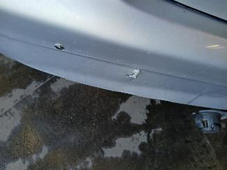 Mazda 323 323 (BJ12) Sedan 1.6 16V (ZM) [74kW]  (01-2001/09-2003) picture 27