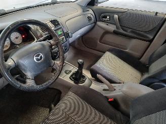 Mazda 323 323 (BJ12) Sedan 1.6 16V (ZM) [74kW]  (01-2001/09-2003) picture 11