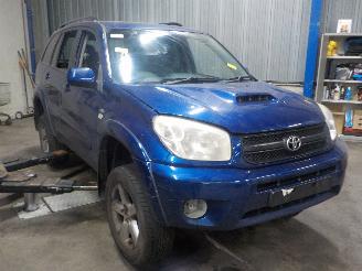 Toyota Rav-4 RAV4 (A2) Terreinwagen 2.0 D-4D 16V 4x4 (1CD-FTV) [85kW]  (05-2001/11-=
2005) picture 2