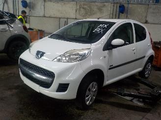 Auto da rottamare Peugeot 107 107 Hatchback 1.0 12V (384F(1KR)) [50kW]  (06-2005/05-2014) 2011