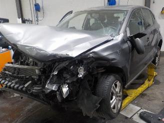 Uttjänta bilar auto Volkswagen Polo Polo V (6R) Hatchback 1.2 TSI 16V BlueMotion Technology (CJZC(Euro 6))=
 [66kW]  (02-2014/10-2017) 2014/7