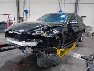 Damaged car BMW 3-serie 3 serie (F30) Sedan 320i 2.0 16V (N20-B20A) [180kW]  (11-2011/10-2018)= 2012
