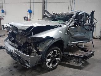 demontáž osobní automobily BMW X5 X5 (E70) SUV xDrive 35d 3.0 24V (N57-D30A) [180kW]  (04-2010/07-2013) 2010