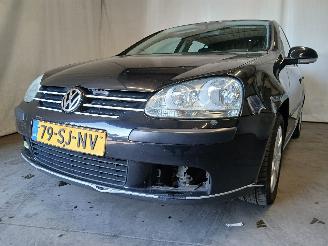uszkodzony samochody osobowe Volkswagen Golf Golf V (1K1) Hatchback 1.6 FSI 16V (BLF(Euro 4)) [85kW]  (10-2003/07-2=
008) 2006/1