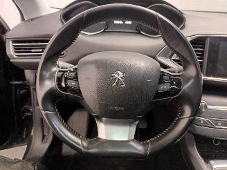 Peugeot 308 308 SW (L4/L9/LC/LJ/LR) Combi 5-drs 1.2 12V e-THP PureTech 110 (EB2DT(=
HNZ)) [81kW]  (03-2014/12-2021) picture 14