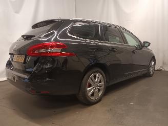 Peugeot 308 308 SW (L4/L9/LC/LJ/LR) Combi 5-drs 1.2 12V e-THP PureTech 110 (EB2DT(=
HNZ)) [81kW]  (03-2014/12-2021) picture 8