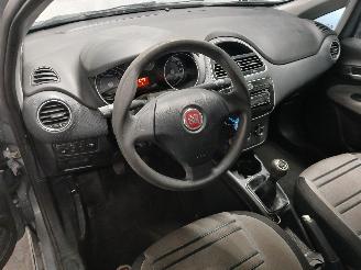 Fiat Punto Punto Evo (199) Hatchback 1.3 JTD Multijet 85 16V (199.B.4000(Euro 5))=
 [62kW]  (10-2009/02-2012) picture 12